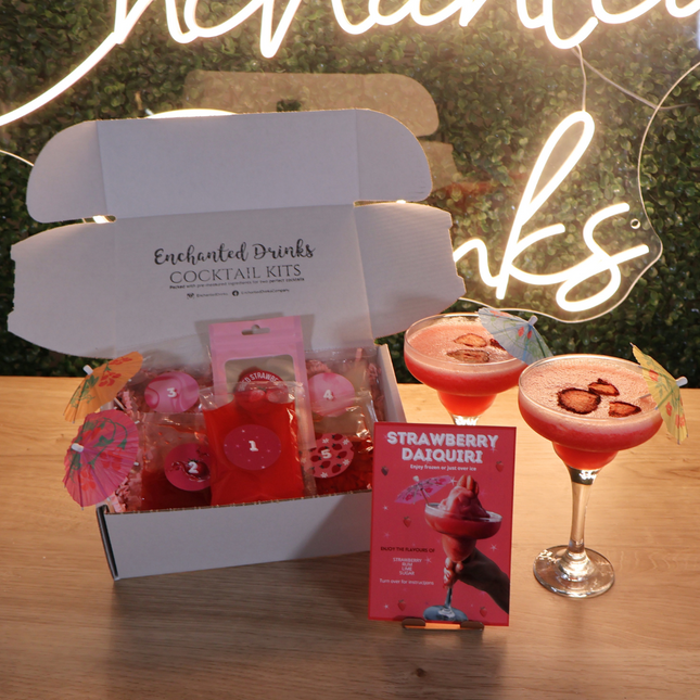 Strawberry Daiquiri Cocktail Kit